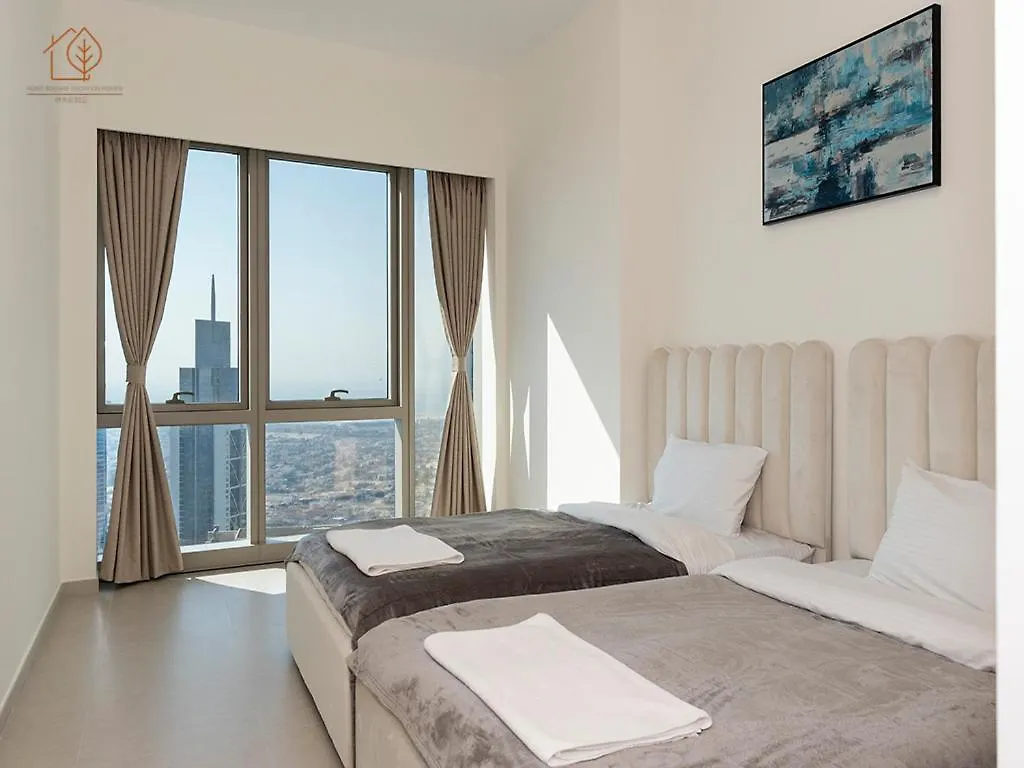 Sky-High 2-Bedroom Apartment With City Views 206Gr-2 Dubai