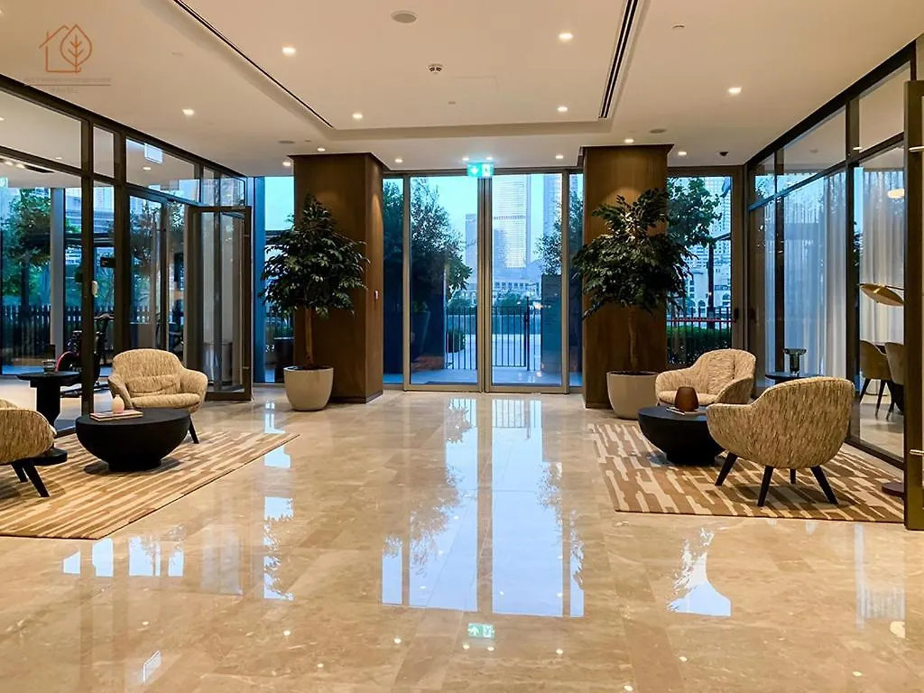 Sky-High 2-Bedroom Apartment With City Views 206Gr-2 Dubai