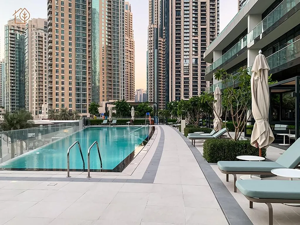 Sky-High 2-Bedroom Apartment With City Views 206Gr-2 Dubai